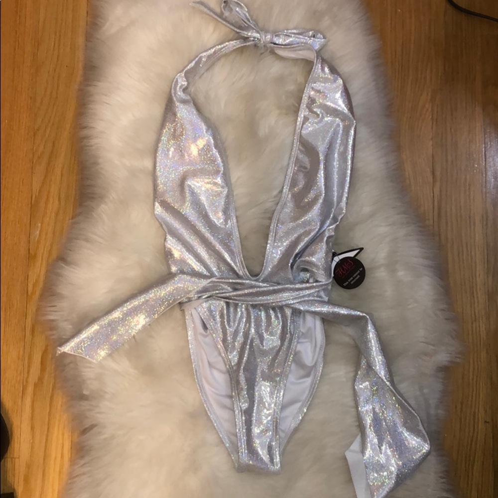 NWT HOT MIAMI STYLES BATHING SUIT